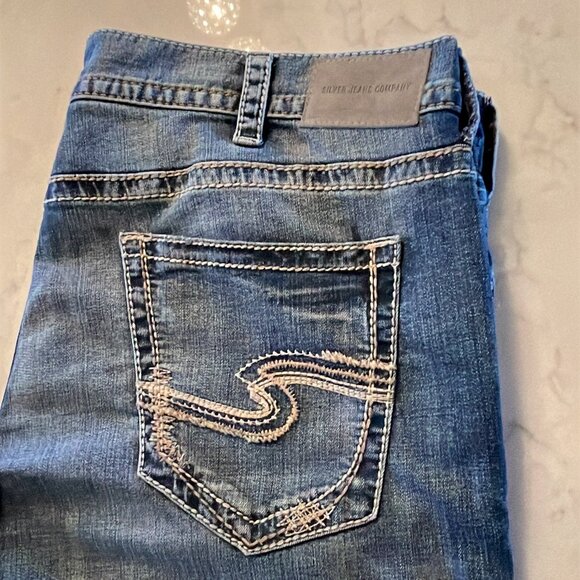 Mens Silver Jeans Brand New Size 42 x 32 - Picture 1 of 14